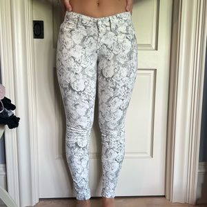 Floral guess pants
